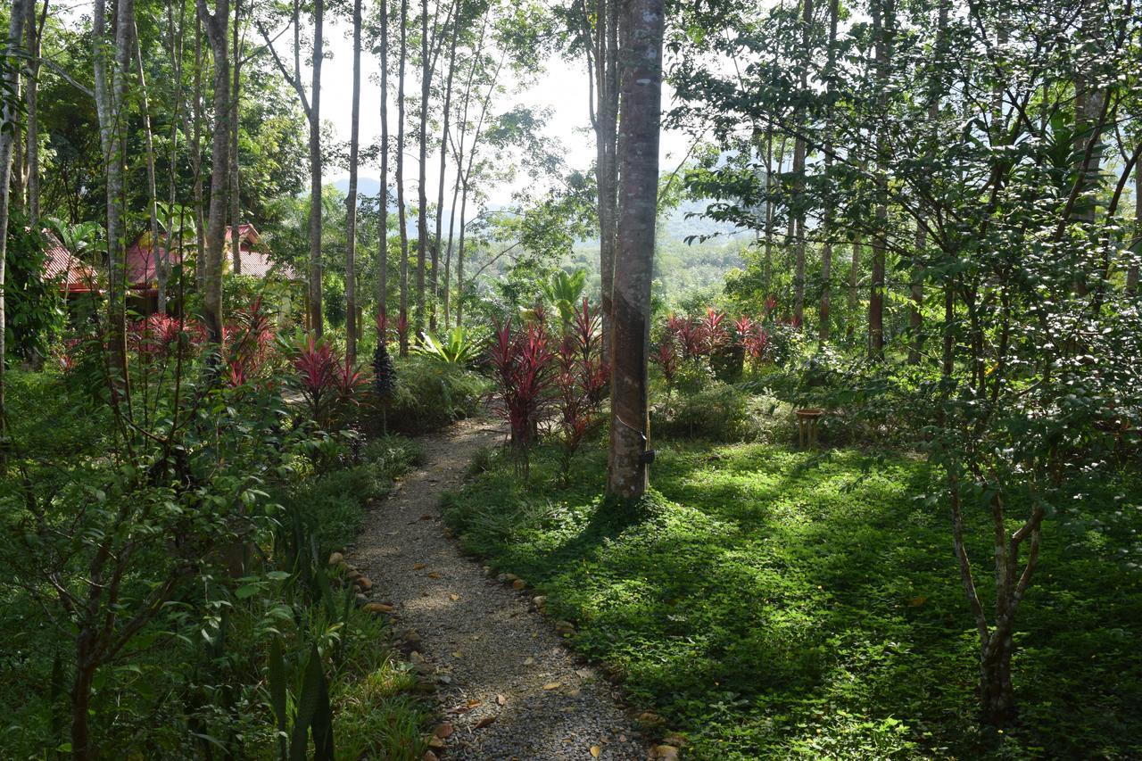 Manora Garden Hotel Phang Nga Buitenkant foto
